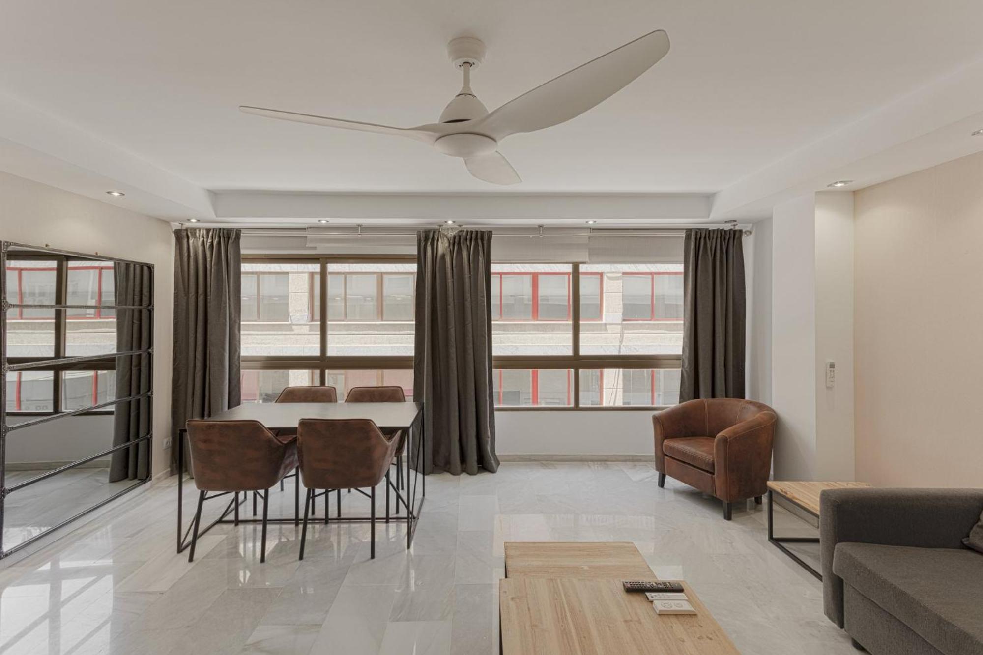 Beach Malagueta By Caleta Homes مالقة المظهر الخارجي الصورة