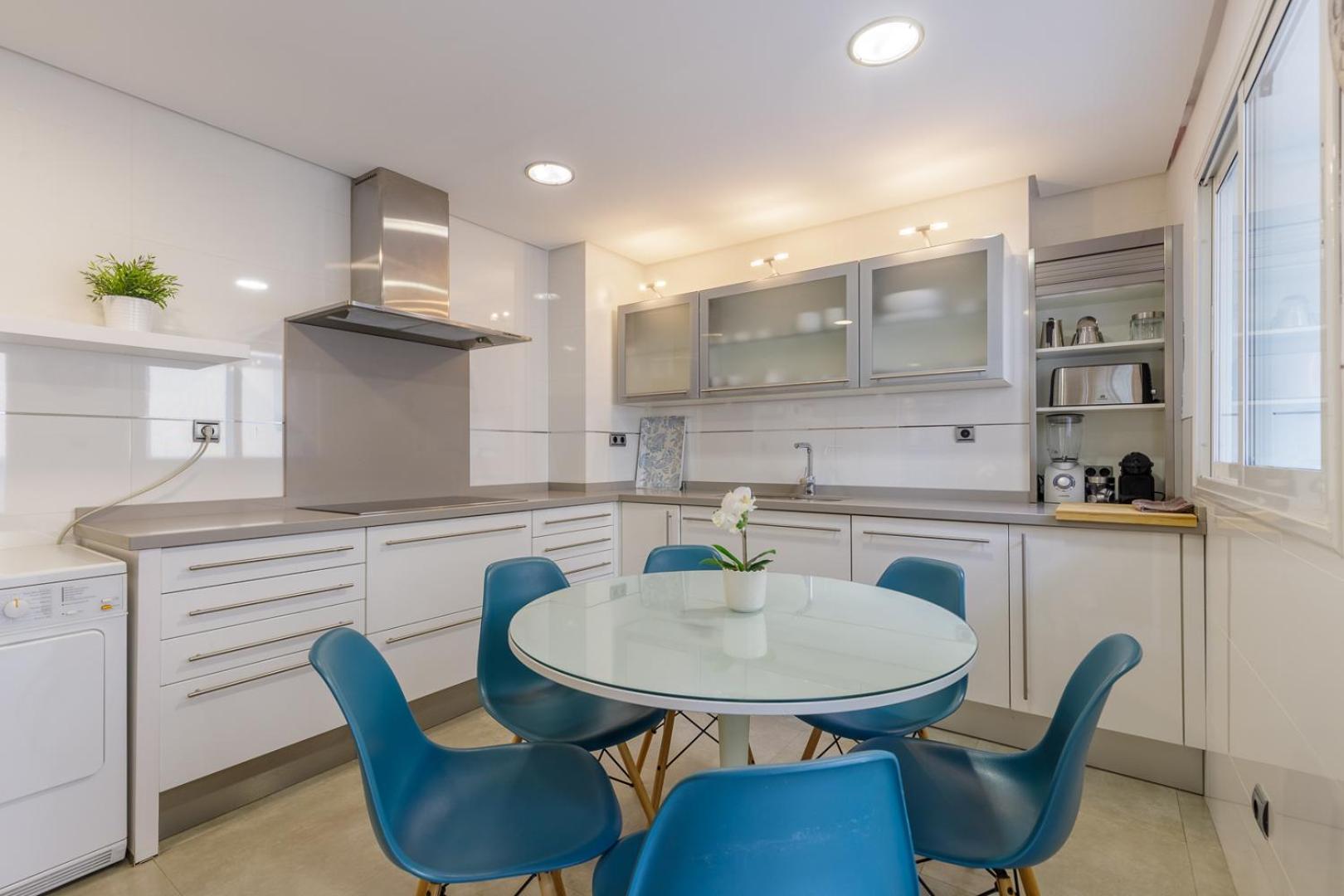 Beach Malagueta By Caleta Homes مالقة المظهر الخارجي الصورة